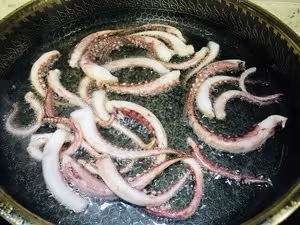 超下酒的魷魚須！（步驟巨詳細）