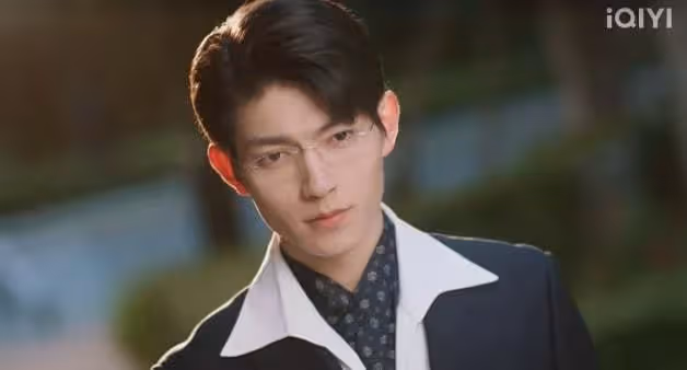復仇爽劇《對我而言危險的他》看點！霸總愛上假千金, 拉領帶吻全網暴動!
