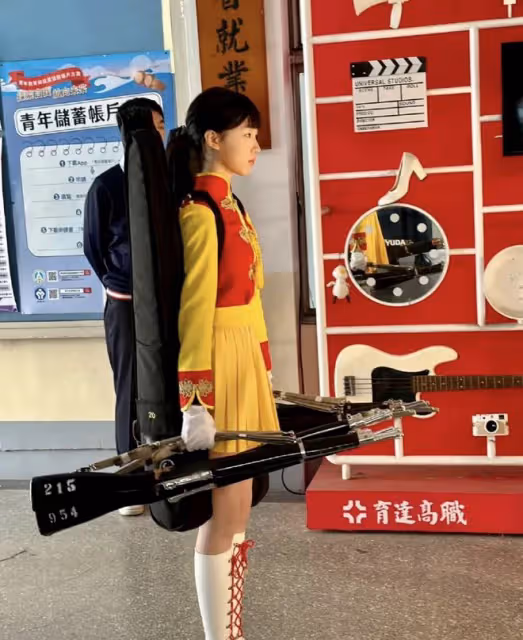 小S大女兒主演魚丁糸《這天》MV，顏值演技爭議大，評價兩極分化