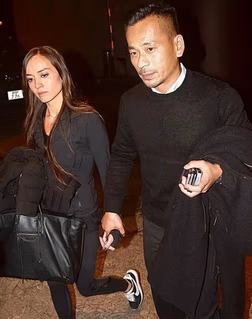 曝香港富豪周焯華被判刑18年,賠償高達近60億,妻子小三不見蹤影