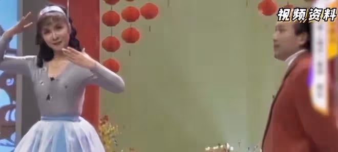 蔡明談過往減肥的辛酸：為演好機器人，兩個月不吃一粒米和主食