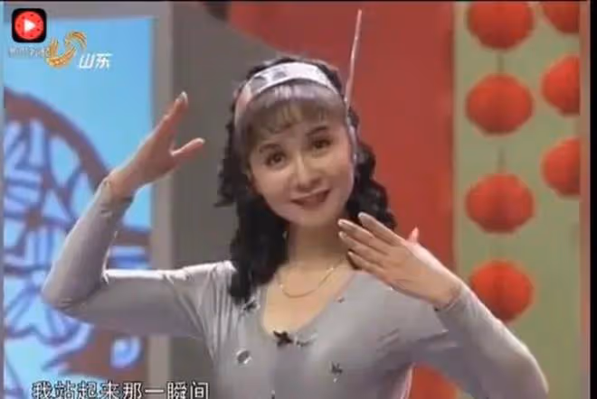 蔡明談過往減肥的辛酸：為演好機器人，兩個月不吃一粒米和主食