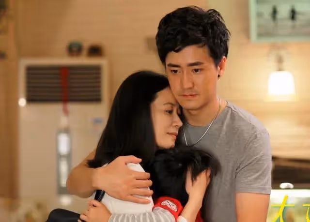 楊玏有多牛:楊立新之子,如今事業有成抱得美人王玉雯