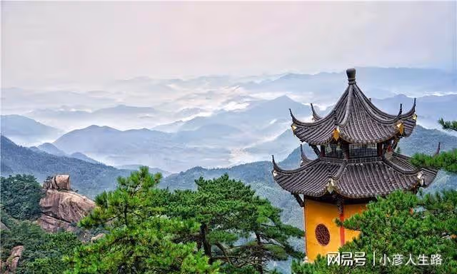 九華山天台攬勝:煙波縹緲,青山如黛