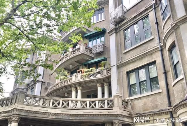 上海居民樓最薄處僅20厘米！紙片樓內部什麼樣？居然還能住人