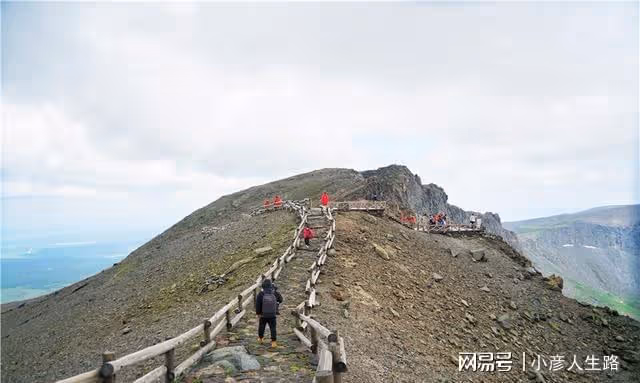 東北最神秘的旅遊景點,一年只有三十多天能看到,遊客依然很喜歡