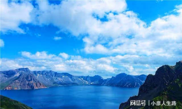 東北最神秘的旅遊景點,一年只有三十多天能看到,遊客依然很喜歡