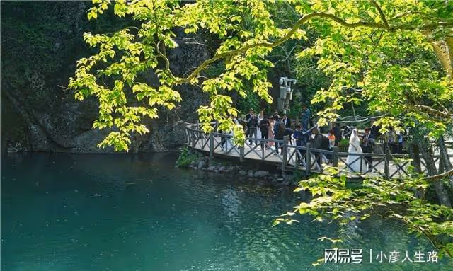 東北最神秘的旅遊景點，一年只有三十多天能看到，遊客依然很喜歡