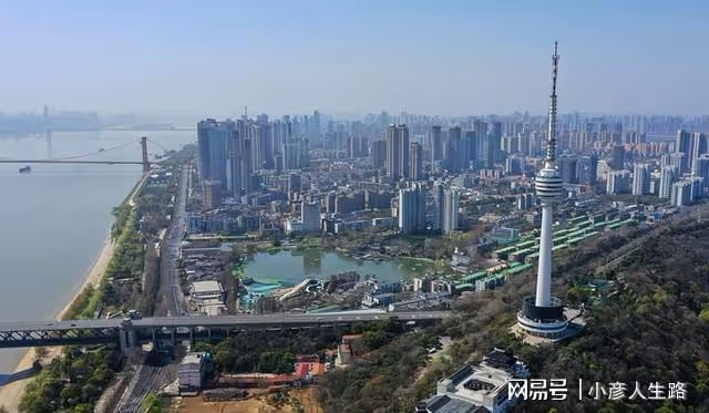 全國工業10強:廣州不敵蘇州,武漢、成都未上榜,泉州、東莞上榜