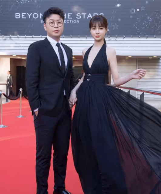 沈夢辰自稱嫁對了人，透露杜海濤很粘人，岳母大讚她值得託付終身
