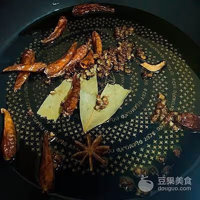 麻辣龍蝦尾的做法