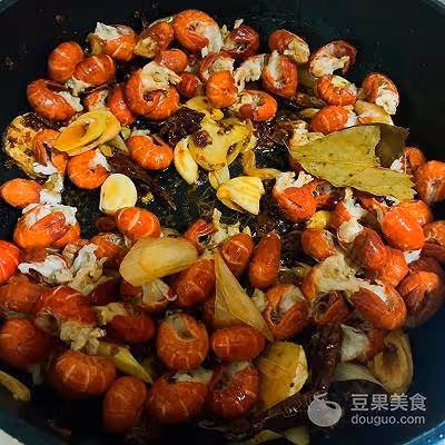 麻辣龍蝦尾的做法