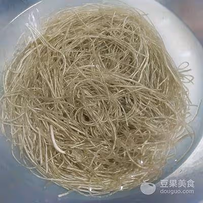 麻辣粉絲包菜的做法