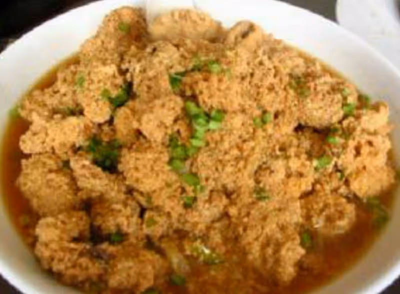 鯽魚是營養價值極高的食材，它味道鮮美，口感細膩，有養生的作用