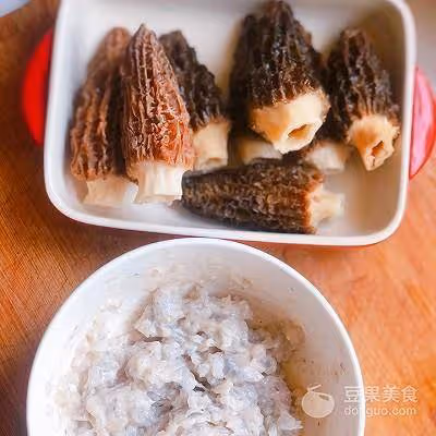 鮮蝦滑釀羊肚菌的做法