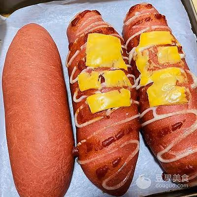高顏值草莓奶油麵包