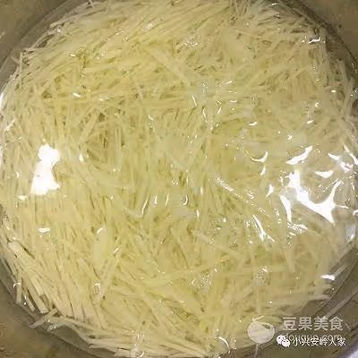 香辣土豆絲•酸甜香辣燒烤店版