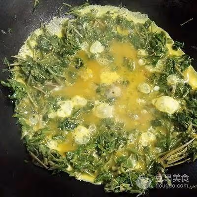 香椿炒雞蛋，春季不可錯過的美食