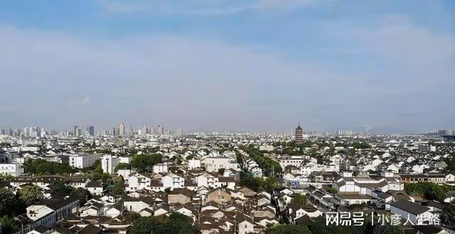 蘇州面積比上海大,人口超過1200萬,為何還未成為「超大城市」?