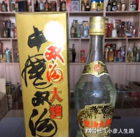 重慶某名酒走向隕落,昔日輝煌年賺10億,如今卻無人問津,為何