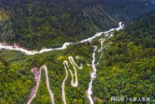 這座奇怪的縣城,仍然有著8點禁止外出的「宵禁」,這是為何?