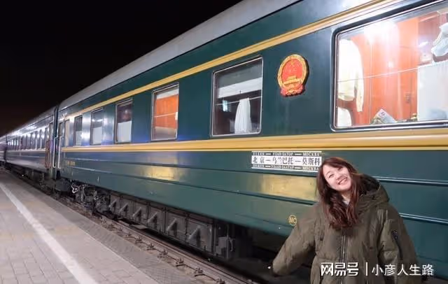 這趟行駛時間很長的K3列車,全程5天6夜的時間,車票六千還難搶