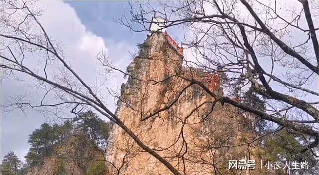 秦嶺危險的小廟宇，只有6平方米的觀音殿，網友：去了不後悔