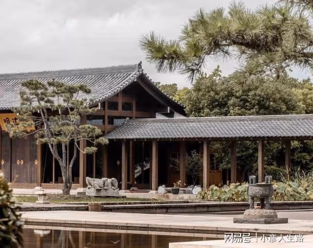 上海另類寺廟「大隱隱於市」,每月開業6天,動工22年未完成!