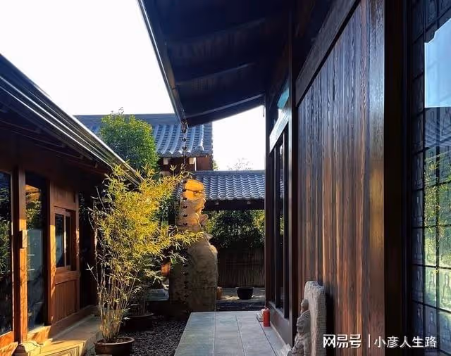 上海另類寺廟「大隱隱於市」,每月開業6天,動工22年未完成!