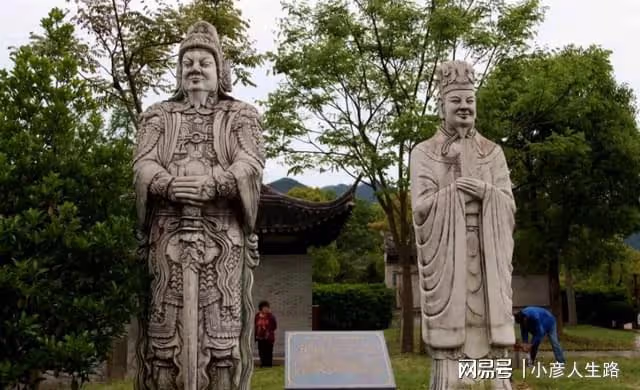 寧波另類公園盡顯南宋文化,和兵馬俑齊名,但氣氛陰森遊客頗少