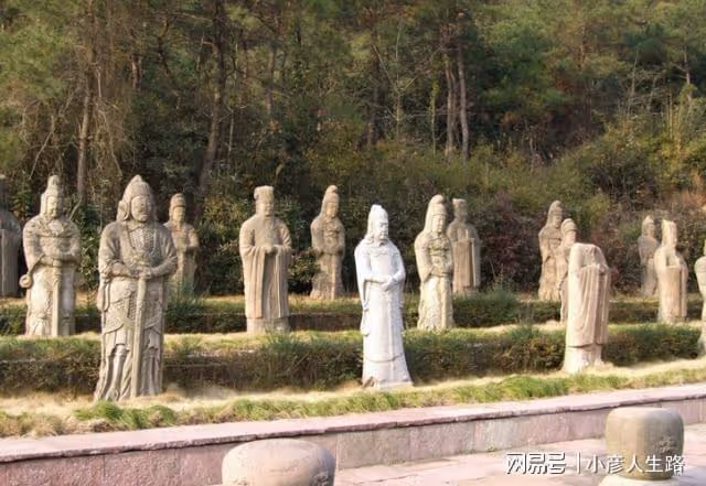 寧波另類公園盡顯南宋文化，和兵馬俑齊名，但氣氛陰森遊客頗少