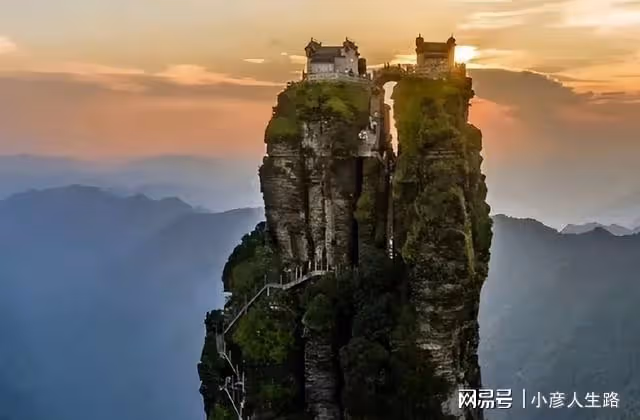 古建築中的「奇蹟」梵凈山，它是如何建造的？引起眾人猜測