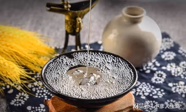 明明是酒精酒，卻年賺80億，新國標後「白牛二」還能保持神話嗎