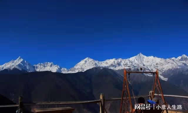 神秘的梅里雪山，科考隊遭遇雪球襲擊，同時加速衰老卻無法解釋