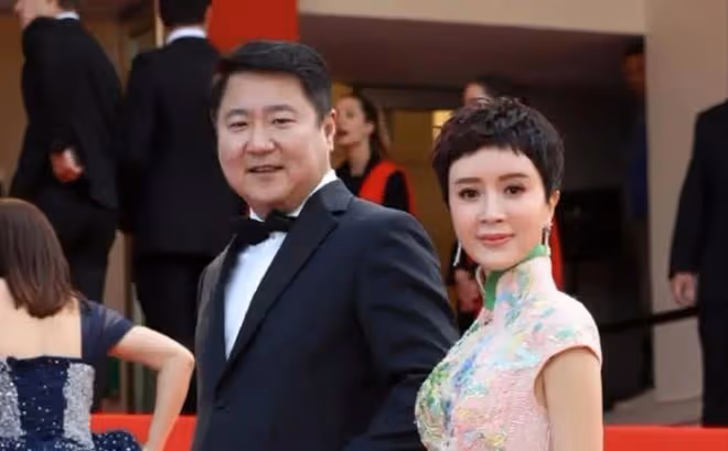 4位影視公司老闆娘的上位史：到底是真心相愛，還是手段過人？