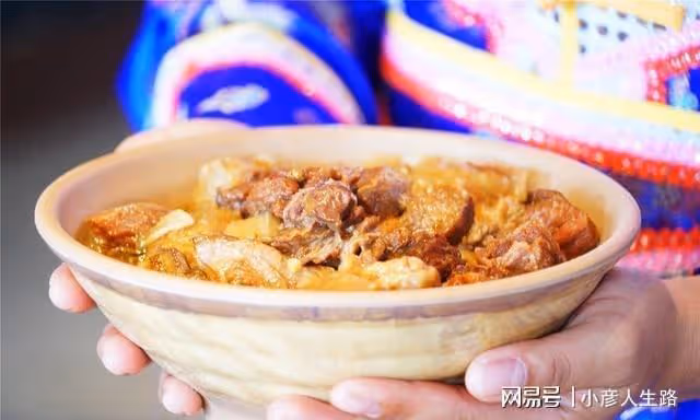 河北有個最佳旅遊小鎮，吃一份正宗的滿族八大碗只要168元