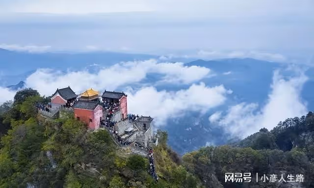 這座山光靠門票,年收入52億左右,吸金實力強悍,你去過嗎?