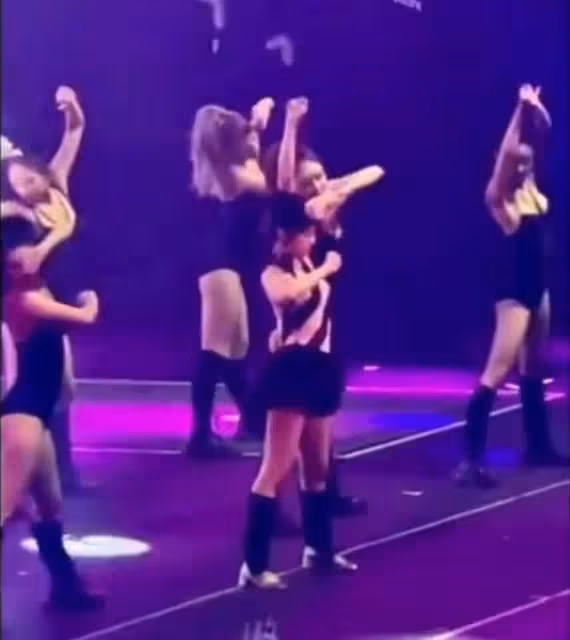 Blackpink香港演唱會,Jennie真的在划水嗎?