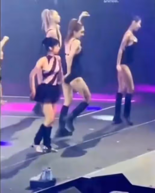 Blackpink香港演唱會,Jennie真的在划水嗎?