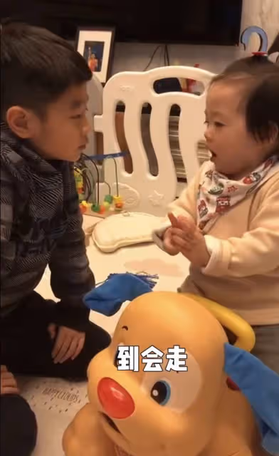 楊雲罕曬孕期照，為雙胞胎女兒慶生，楊陽洋承諾會保護妹妹有擔當