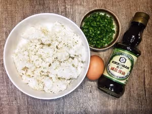 最簡蛋炒飯，復古味道蛋炒飯香氣十足媽媽味