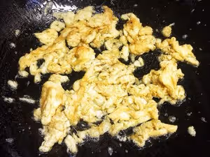 最簡蛋炒飯，復古味道蛋炒飯香氣十足媽媽味