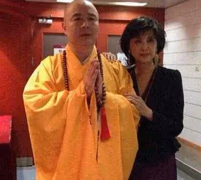 女兒國國王朱琳，曾與「唐僧」徐少華傳緋聞，至今仍無心無女！