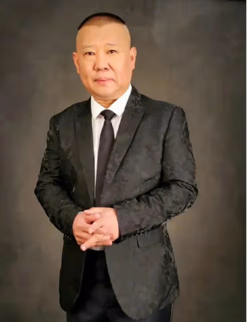 郭德綱50大壽派頭足！徒子徒孫齊祝賀，生日宴、賀禮讓人移不開眼