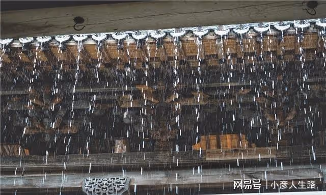 解密安徽皖南神秘古村,36眼井72條巷布局如迷宮,周潤發專程來此
