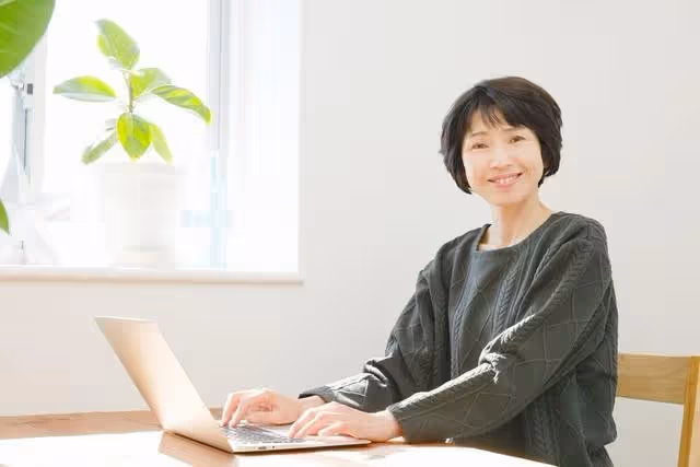 女婿:你們有錢卻不肯拿給我爸治病,丈母娘:我們的錢跟你沒關係