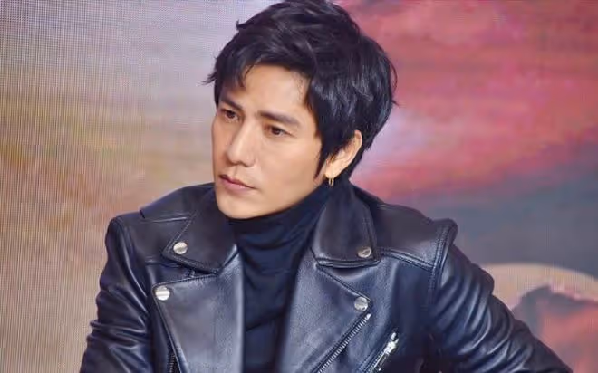 陳坤罕曬祖孫三代同框照,21歲兒子出鏡好自信,父子倆像同齡人