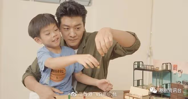 黎諾懿攜子重遊成長地!嘆昔日平常鄰里關係今日變珍貴