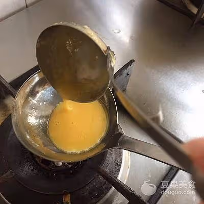 鮮美蛋餃的做法