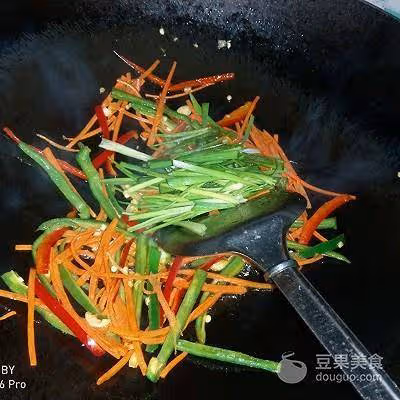 魚香杏鮑菇蓋飯的做法
